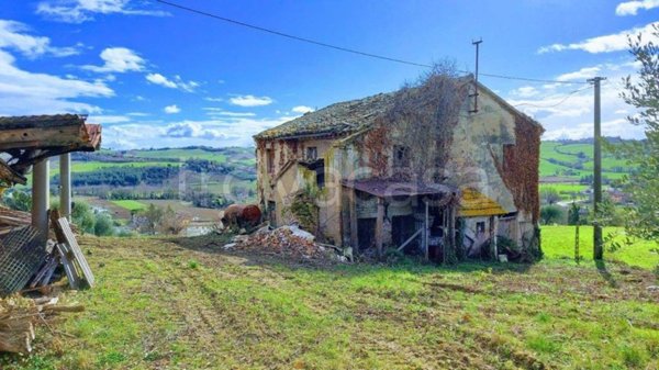casa indipendente in vendita a Corinaldo in zona Ville