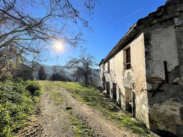 casa indipendente in vendita a Corinaldo