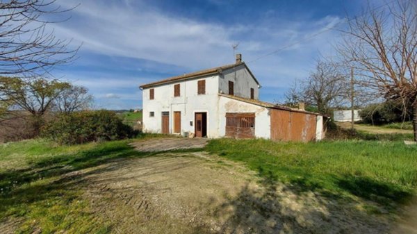 casa indipendente in vendita a Corinaldo in zona Ville