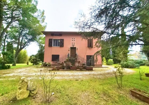 casa indipendente in vendita a Corinaldo