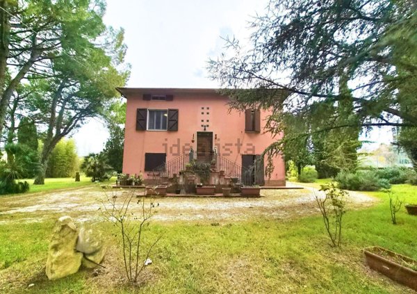 casa indipendente in vendita a Corinaldo