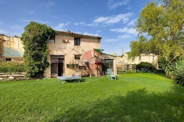 casale in vendita a Corinaldo