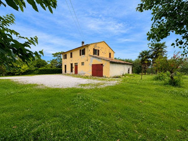 casa indipendente in vendita a Corinaldo