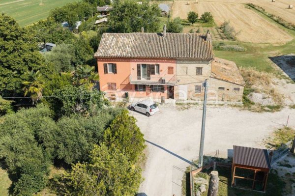 casa indipendente in vendita a Corinaldo in zona Madonna del Piano