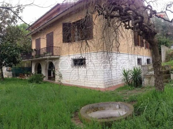 casa indipendente in vendita a Corinaldo
