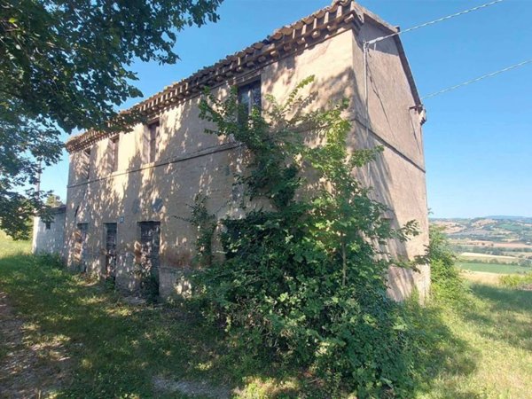 casa indipendente in vendita a Corinaldo