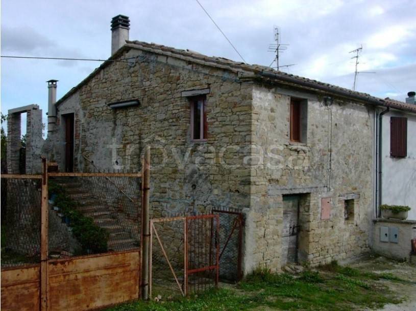 casa indipendente in vendita a Cupramontana