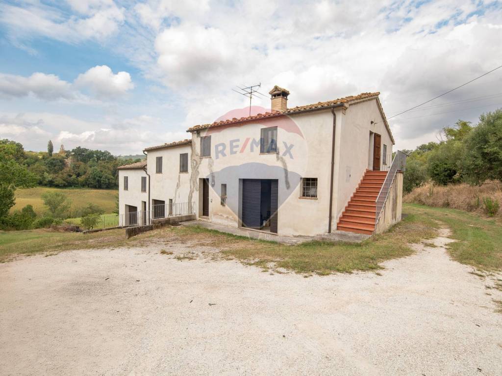 appartamento in vendita a Cupramontana