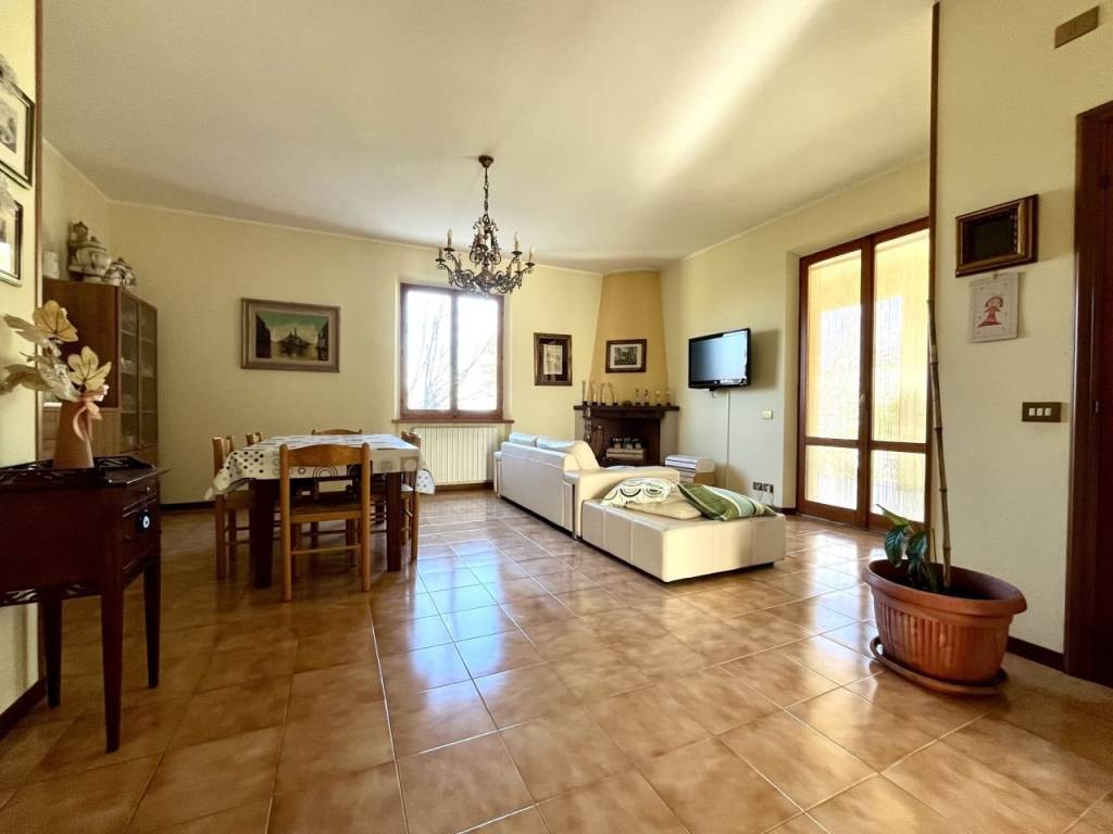 appartamento in vendita a Cupramontana