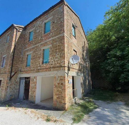 appartamento in vendita a Cupramontana