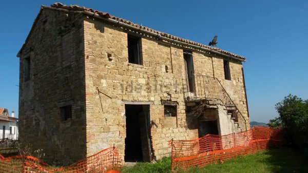 appartamento in vendita a Cupramontana