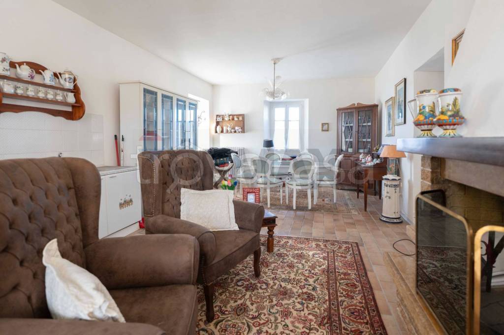 casa semindipendente in vendita a Cupramontana