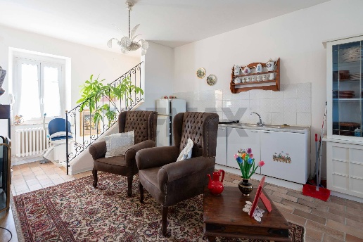 casa semindipendente in vendita a Cupramontana