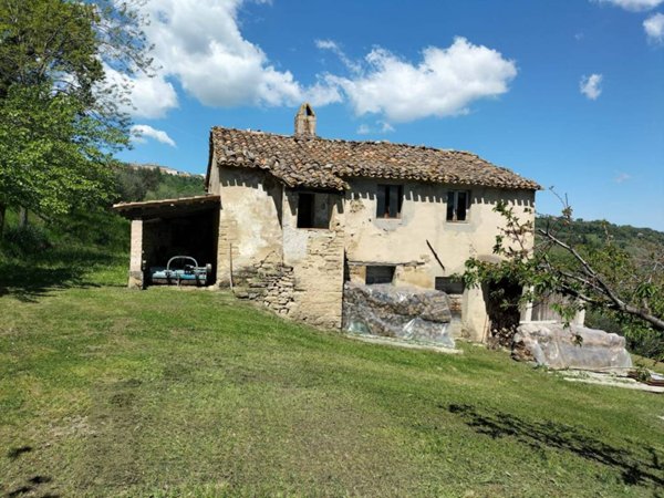casa indipendente in vendita a Cupramontana