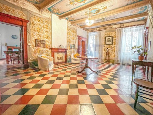 casa indipendente in vendita a Cupramontana