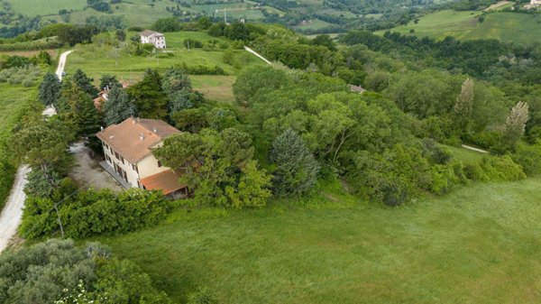 appartamento in vendita a Cupramontana