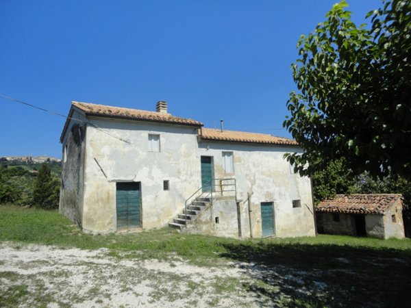 casa indipendente in vendita a Cupramontana in zona Poggio Cupro