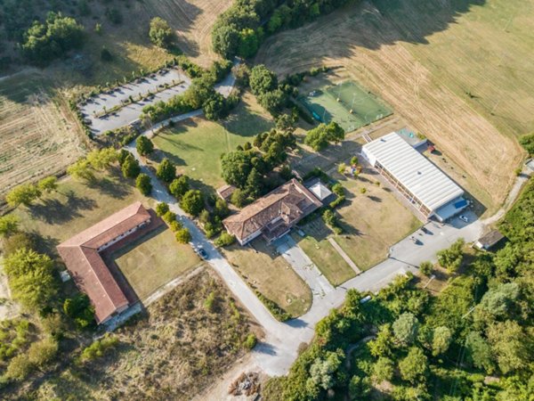 terreno edificabile in vendita a Fabriano
