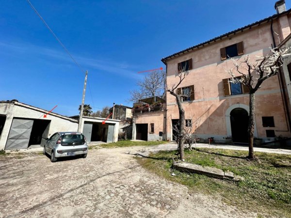 appartamento in vendita a Fabriano in zona San Michele
