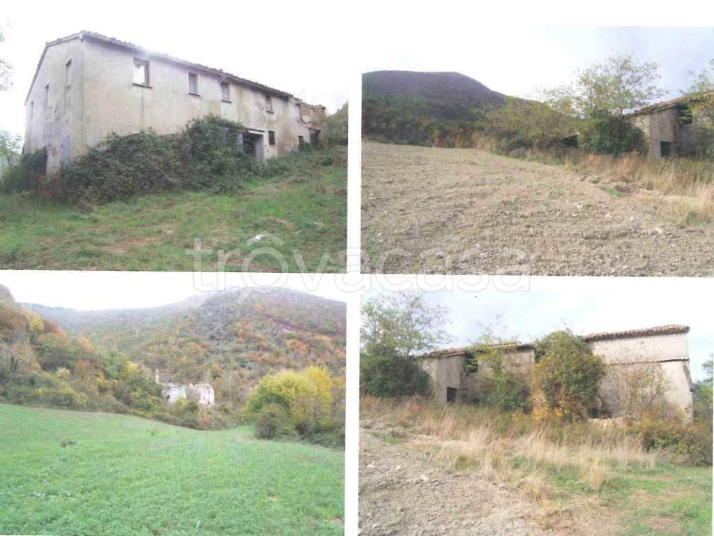 ufficio in vendita a Fabriano in zona Cancelli