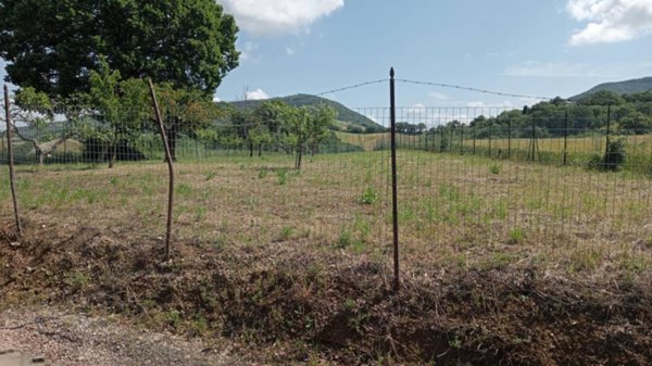 terreno agricolo in vendita a Fabriano in zona San Donato