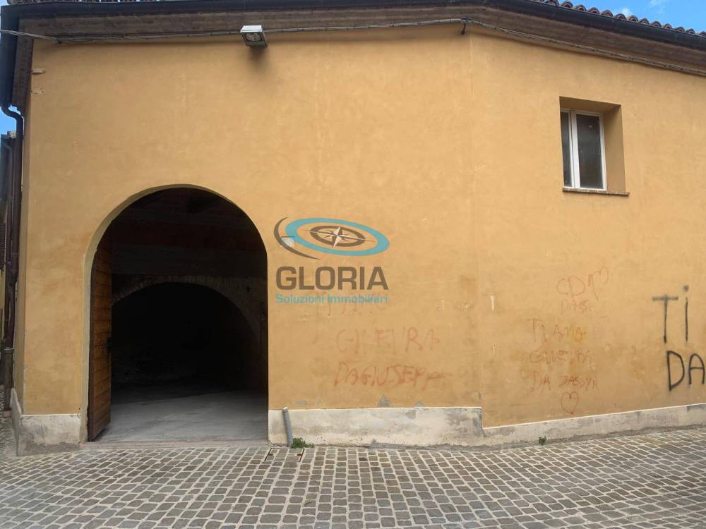 ufficio in vendita a Fabriano