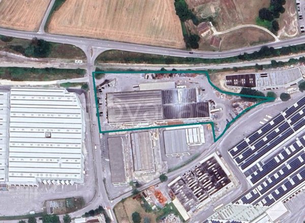 terreno edificabile in vendita a Fabriano in zona Marischio