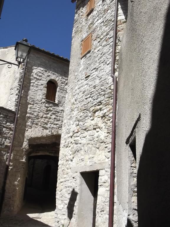 appartamento in vendita a Fabriano in zona Castelletta