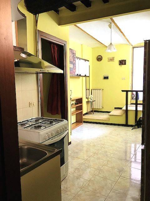 casa indipendente in vendita a Fabriano