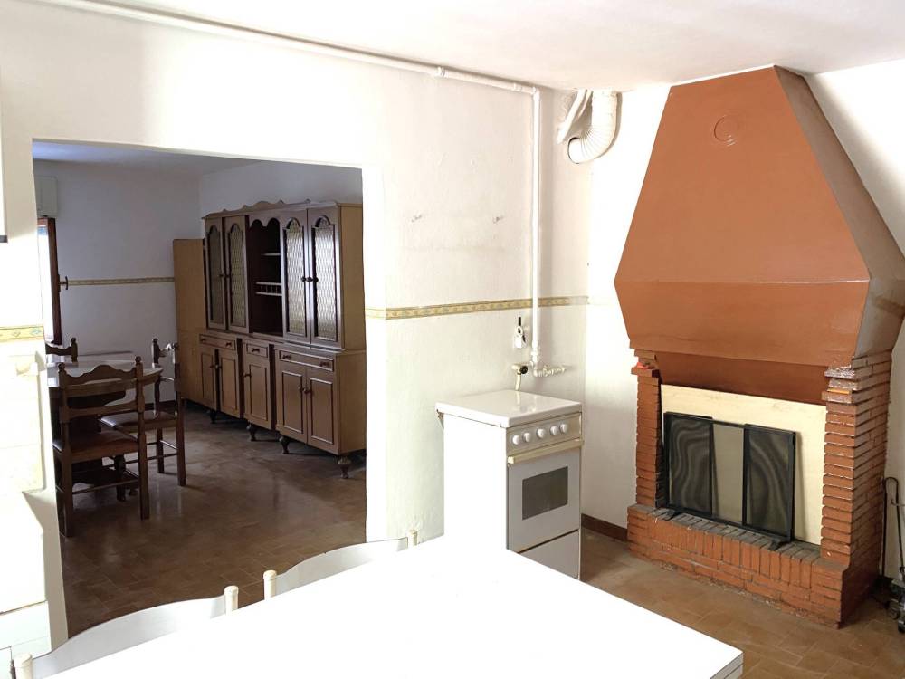 casa indipendente in vendita a Fabriano