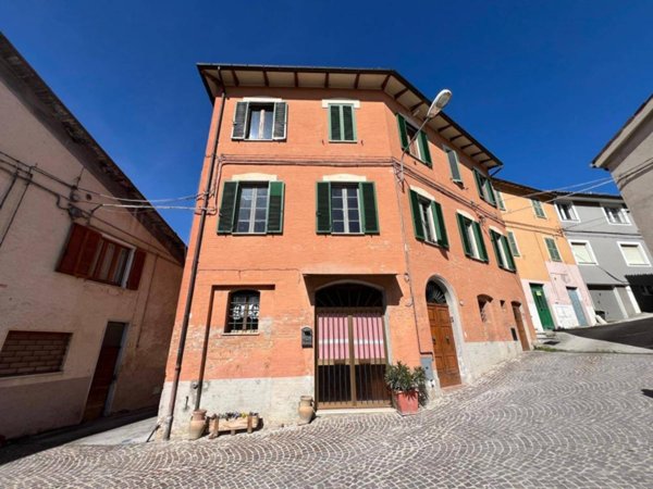 appartamento in vendita a Fabriano in zona San Michele