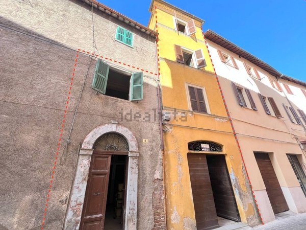 casa semindipendente in vendita a Fabriano