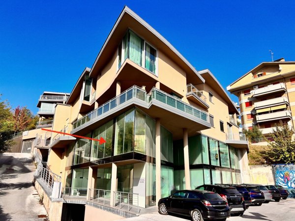 ufficio in vendita a Fabriano