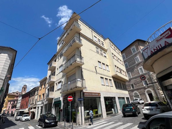 appartamento in vendita a Fabriano