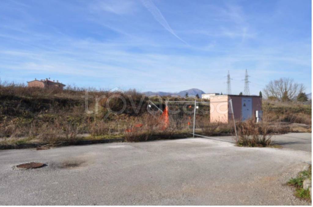 terreno agricolo in vendita a Fabriano