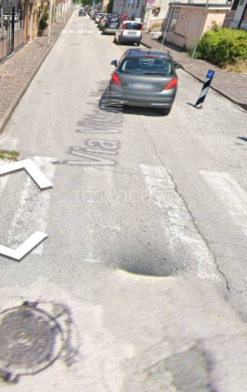 appartamento in vendita a Fabriano in zona Rocchetta