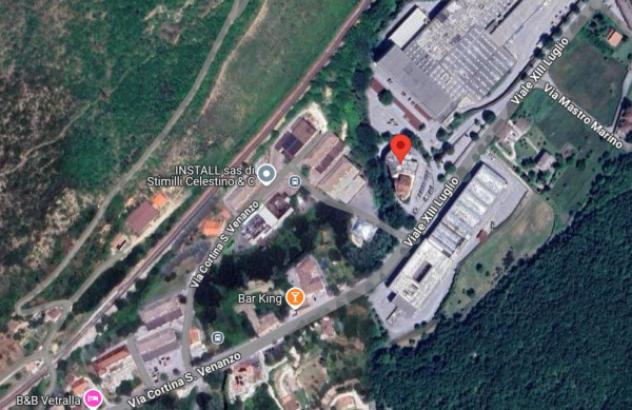 casa indipendente in vendita a Fabriano