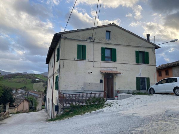 appartamento in vendita a Fabriano in zona San Michele