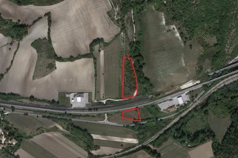 terreno agricolo in vendita a Fabriano in zona Rocchetta