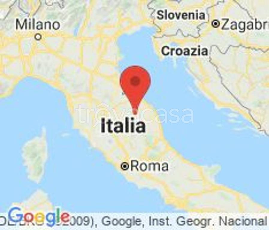 casa indipendente in vendita a Fabriano