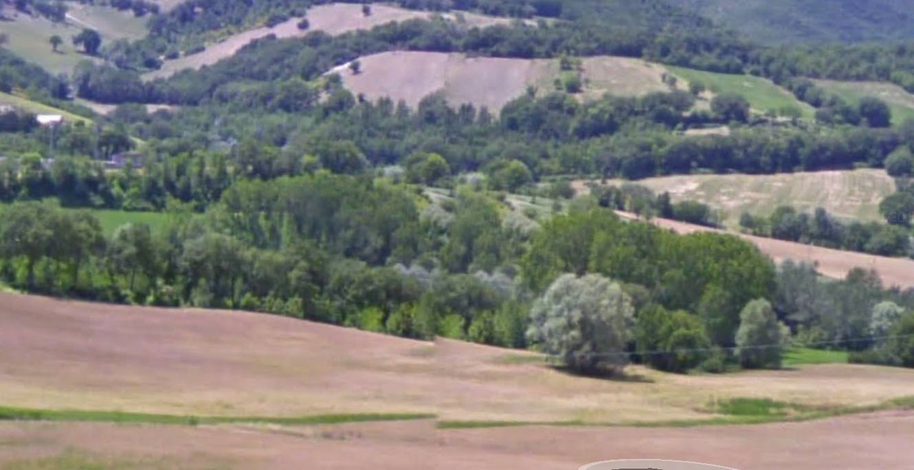 terreno agricolo in vendita a Fabriano in zona Collamato