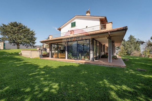 casa indipendente in vendita a Fabriano in zona San Donato