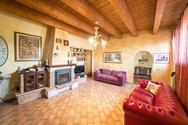 appartamento in vendita a Fabriano