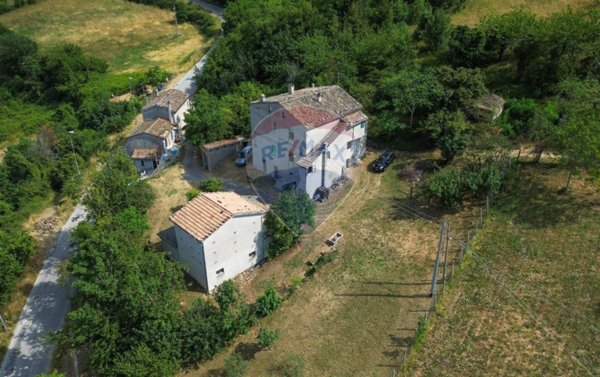 appartamento in vendita a Fabriano in zona San Giovanni