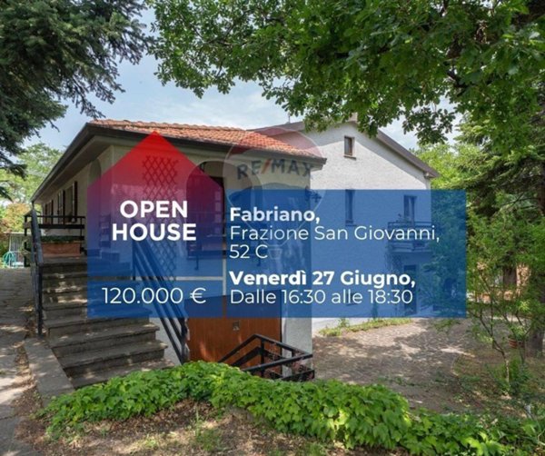 casa indipendente in vendita a Fabriano in zona San Giovanni