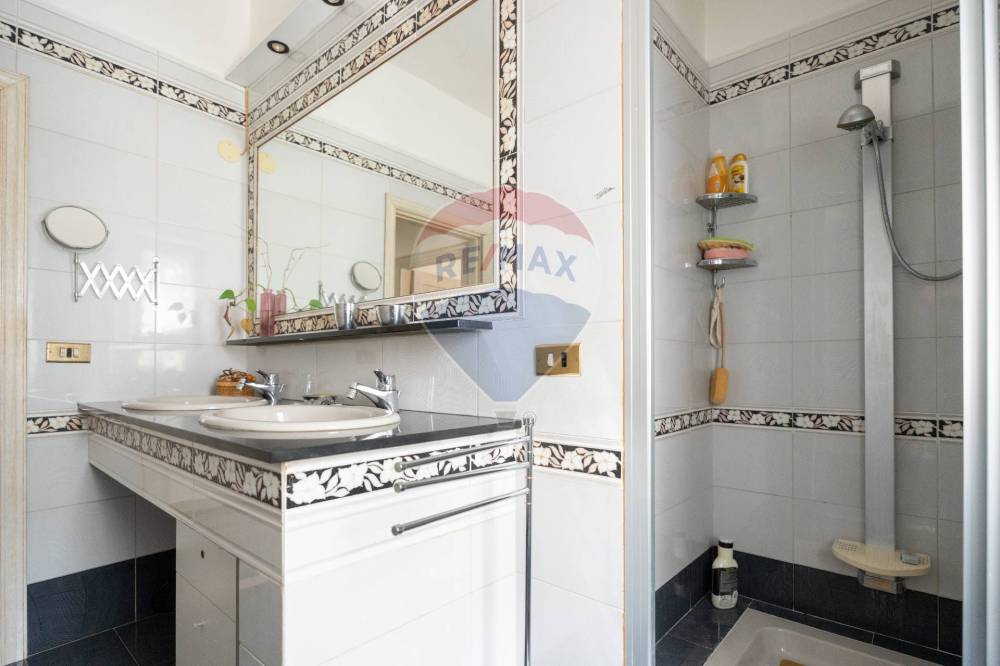 casa indipendente in vendita a Fabriano in zona San Giovanni