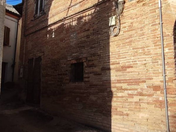 appartamento in vendita a Fabriano in zona Argignano