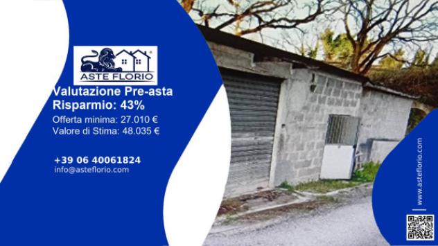 locale commerciale in vendita a Fabriano in zona Rocchetta