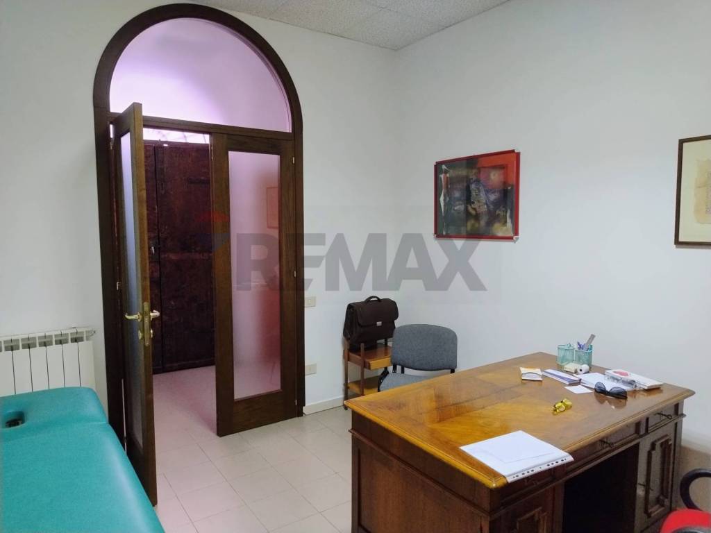 ufficio in vendita a Fabriano