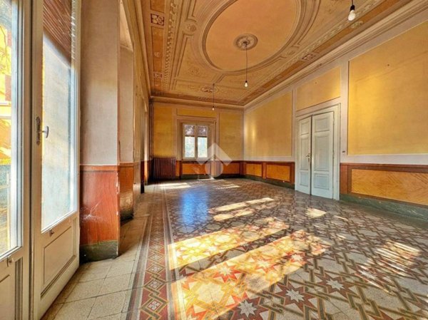 casa indipendente in vendita a Fabriano